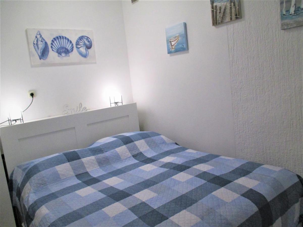 Family Apartment Romina Върсар Екстериор снимка